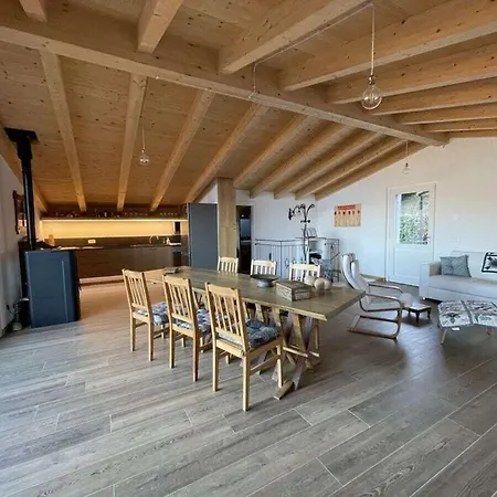 Ferro Comfortable Semesterbostad *